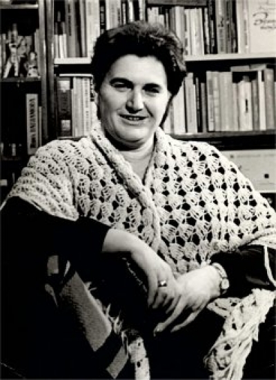 Раԥхьатәи аԥсуа поетесса Н. З. Ҭарԥҳа лгәалашәаратә хәылԥазы